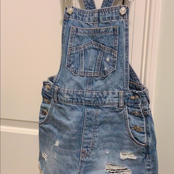 H&M - Picture 2 of 5